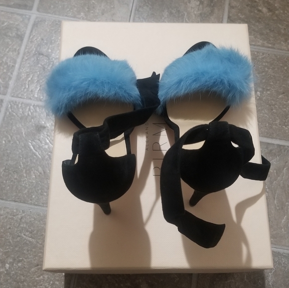 Alexandre Birman Clarita rabbit fur blue sandals - Picture 5 of 15